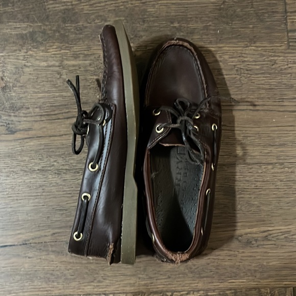 Great condition Sperry two-eye boat shoes - Picture 7 of 7